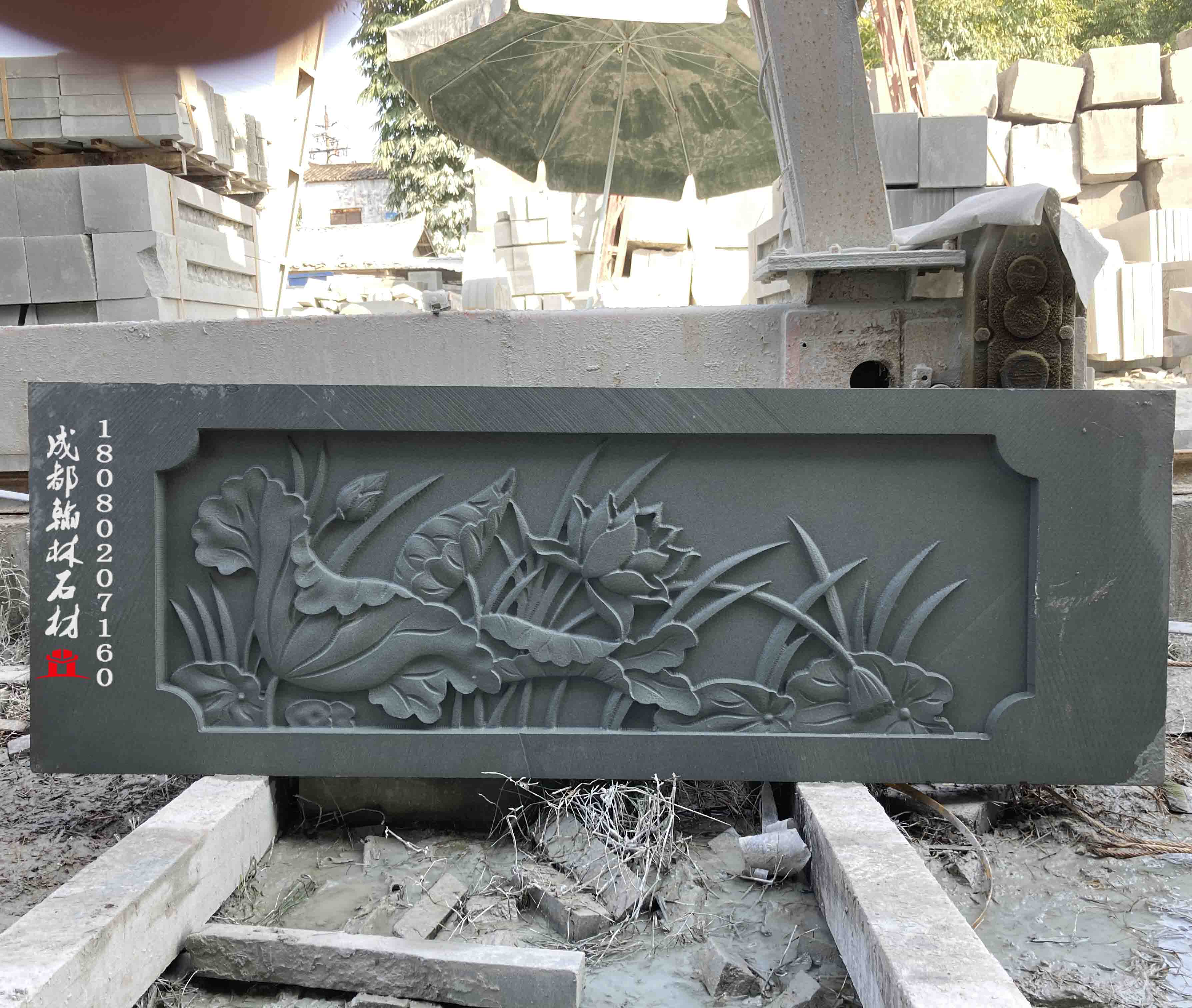 四川技术精湛青石浮雕栏板厂 