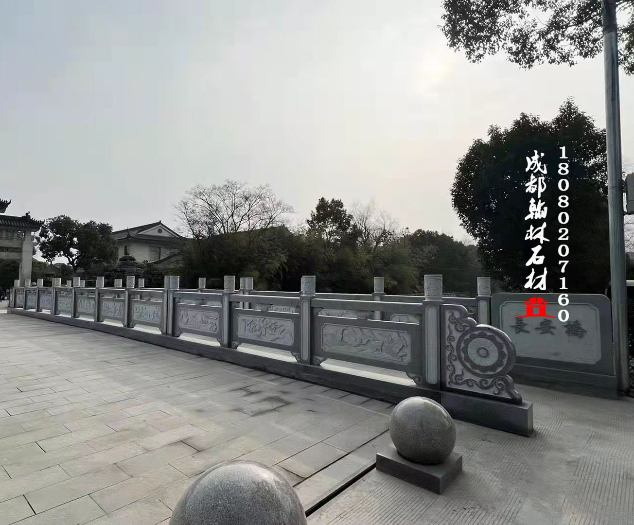 上海工地长安桥芝麻黑花岗石磨光栏杆 